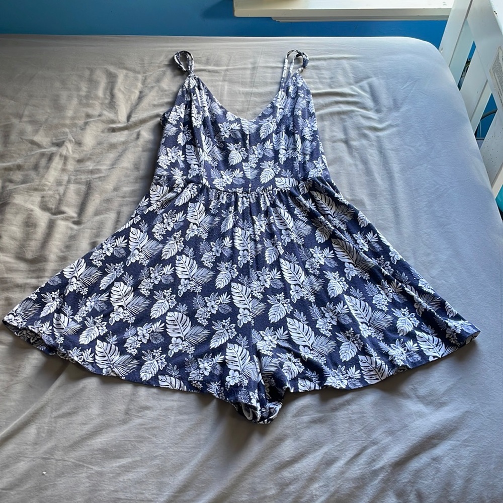 FOREVER 21 romper